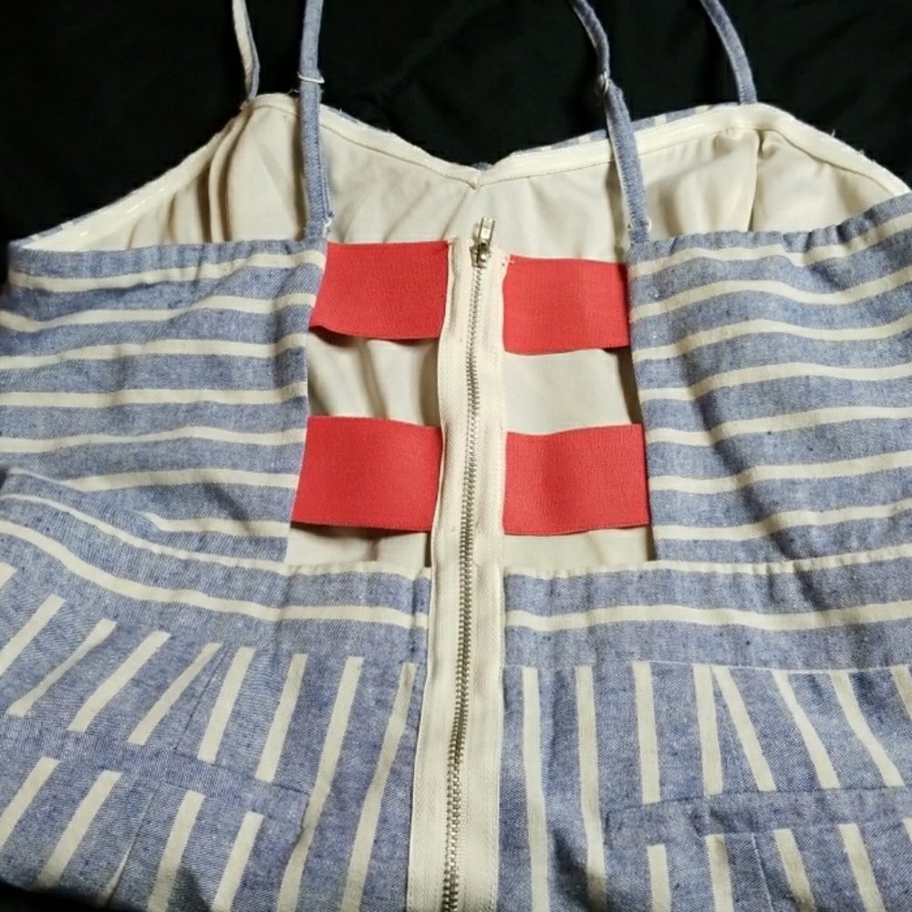 Romper - Picture 3 of 4